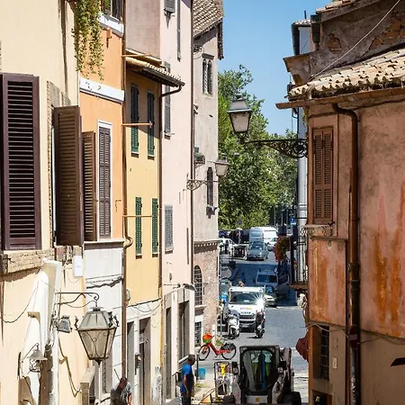Appartement Lungaretta By In Rome